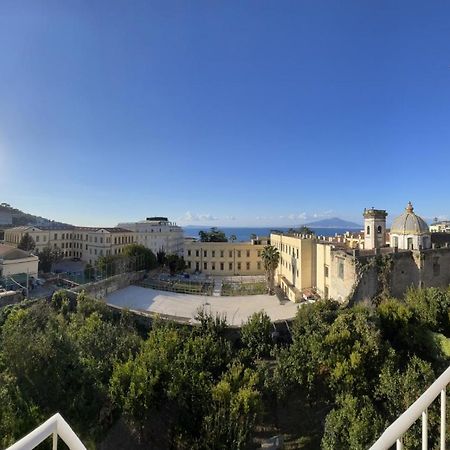 The Attico Bed and Breakfast Sorrento Exteriör bild