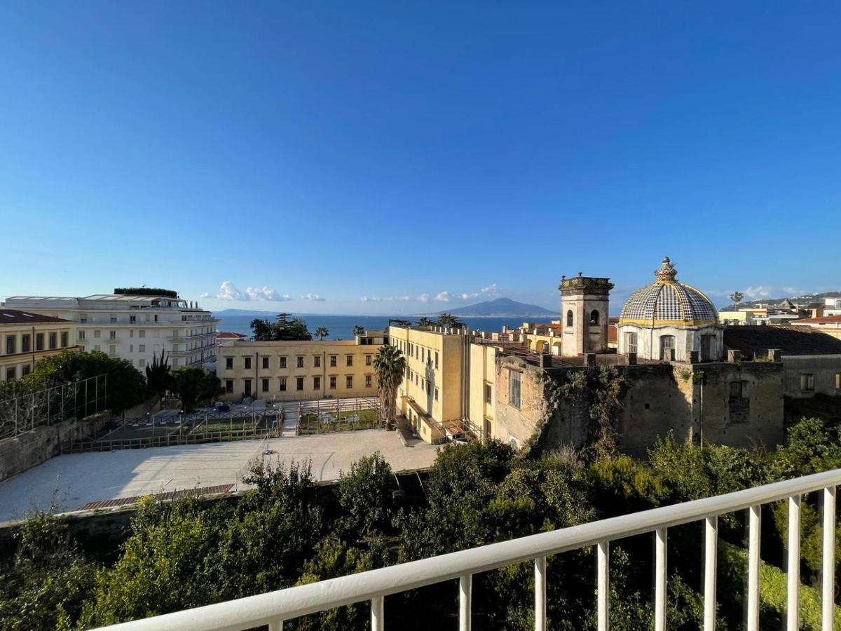 The Attico Bed and Breakfast Sorrento Exteriör bild