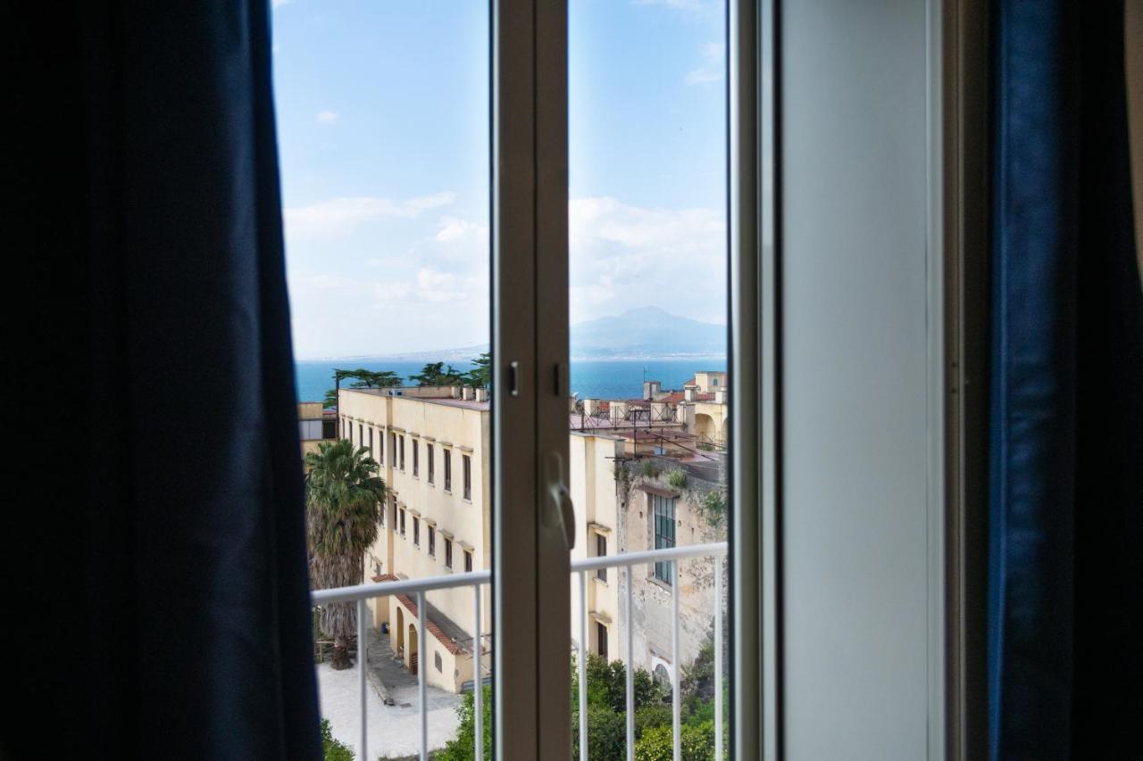 The Attico Bed and Breakfast Sorrento Exteriör bild